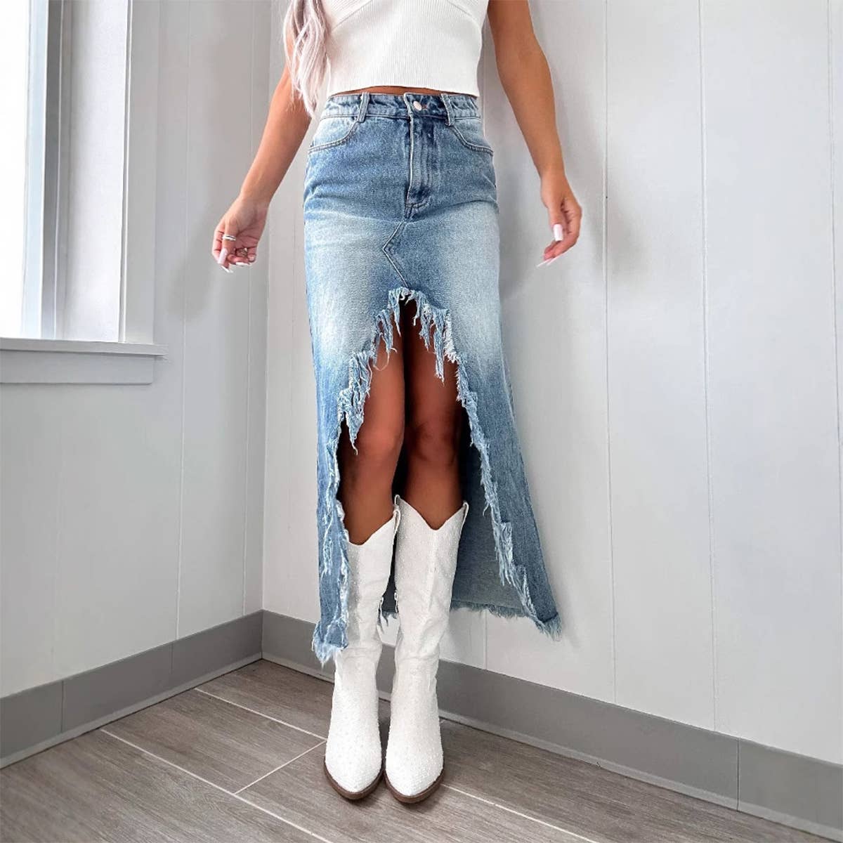 High-waisted frayed distressed denim split skirt