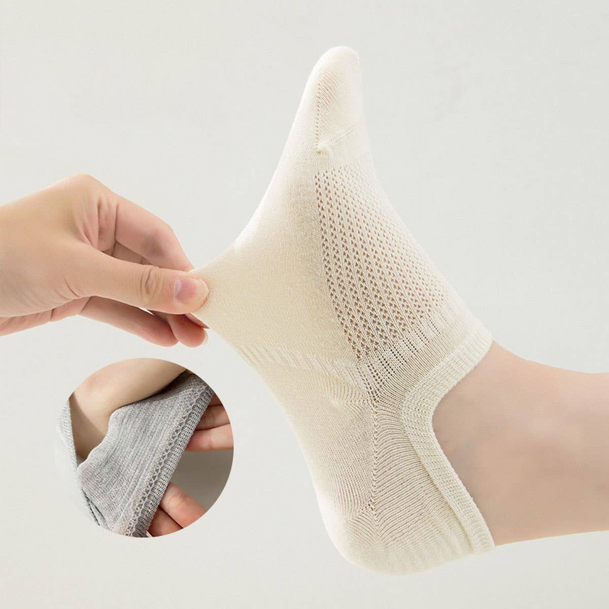 MESH BREATHABLE SWEAT-WICKING INVISIBLE SOCKS