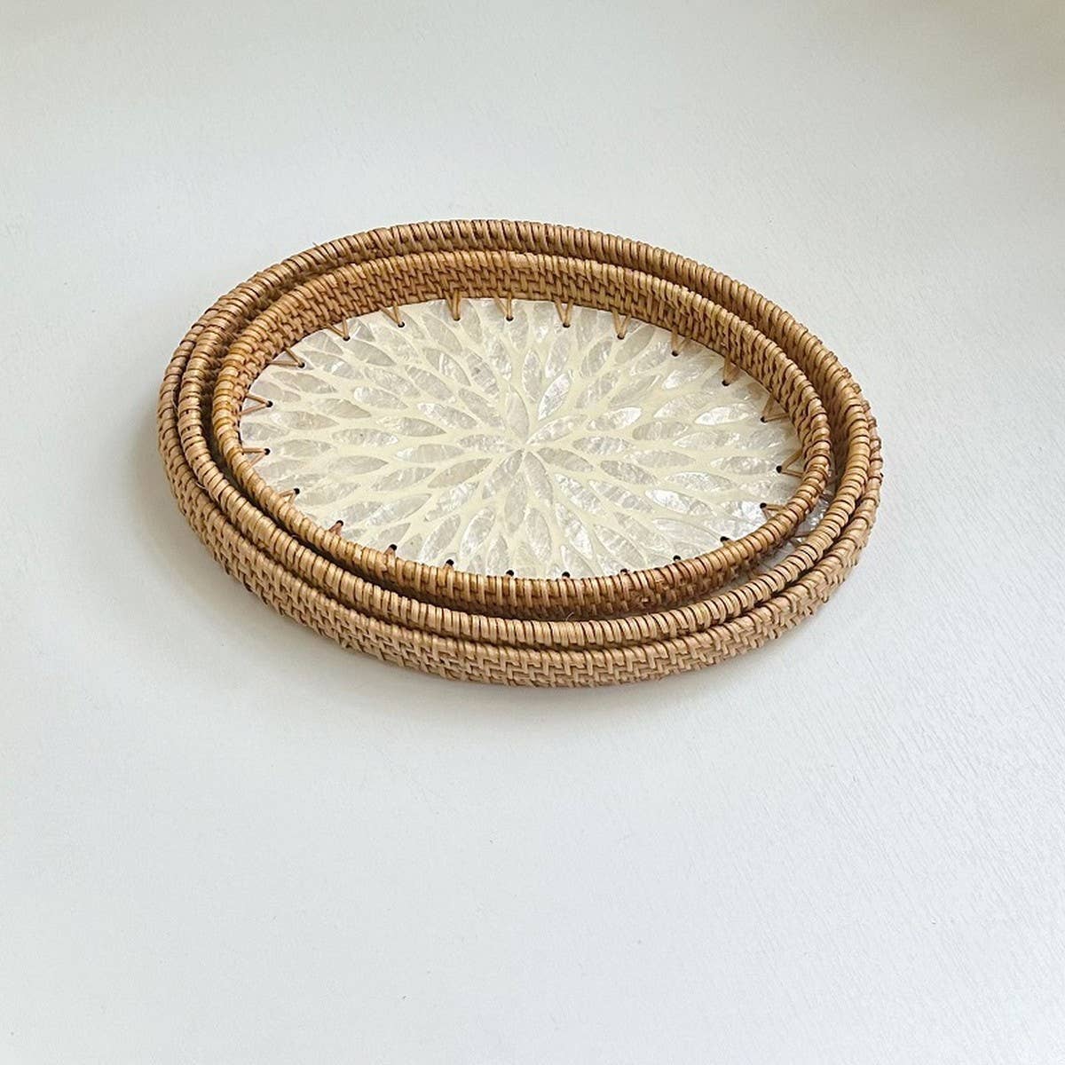 RATTAN SHELL ROUND PLATE THREE-PIECE SET_CWMM4496