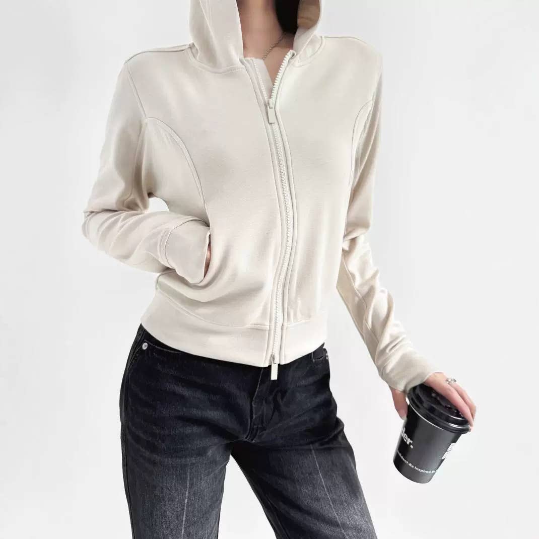 Hooded long-sleeved fitted hoodie jacket