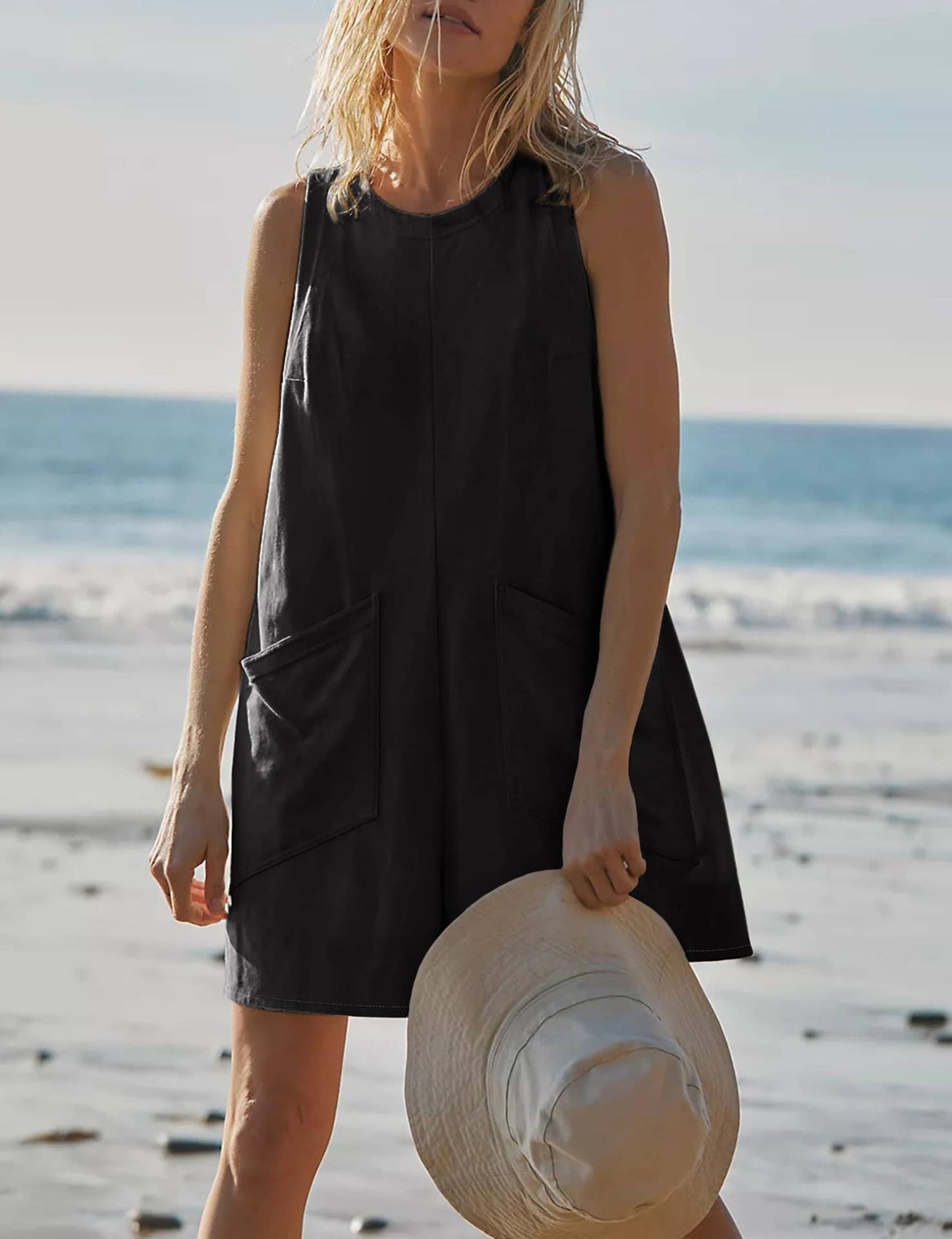 Loose casual sleeveless short tank jumpsuit