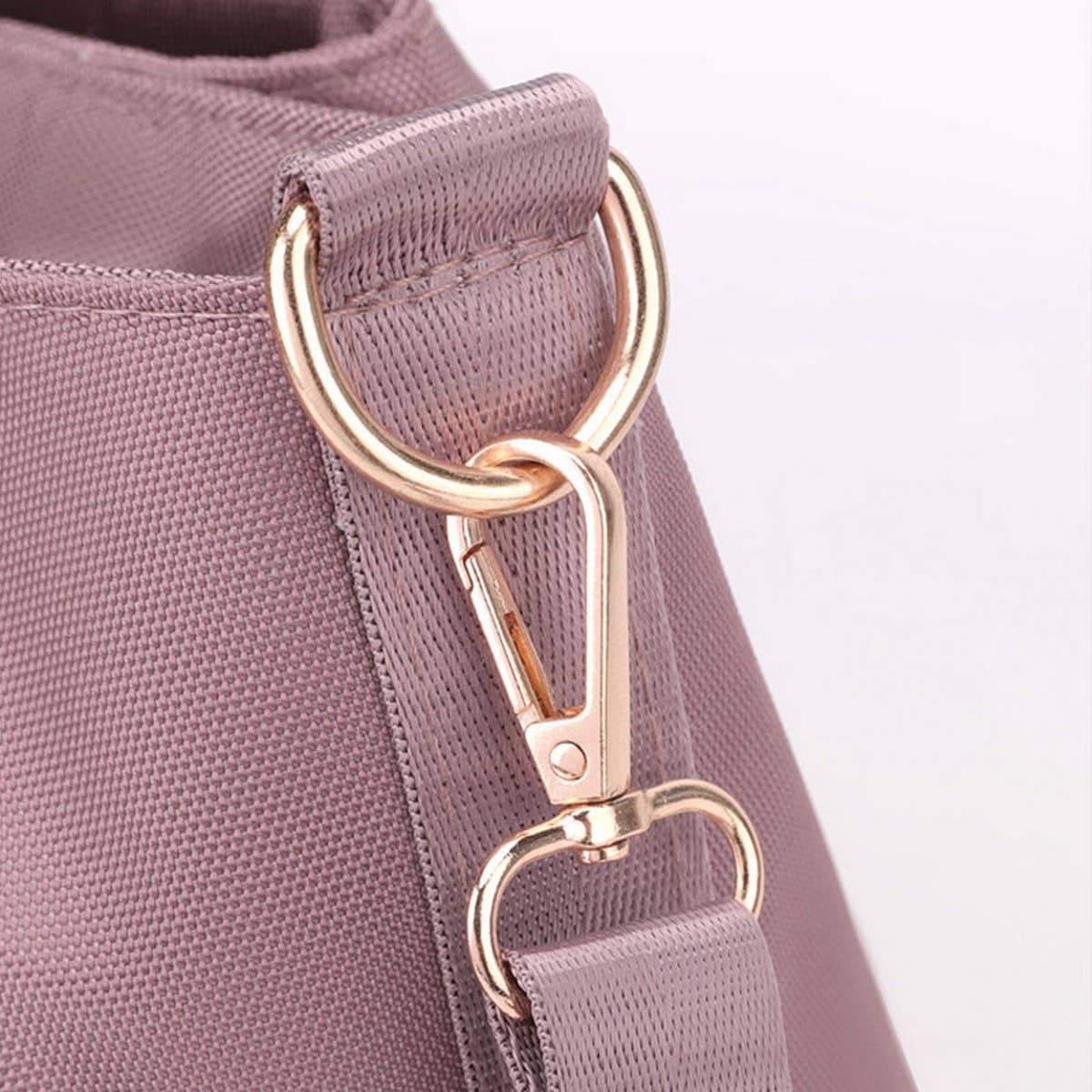 LEISURE TRAVEL WOMEN'S SHOULDER MESSENGER BAG_CWAB3452