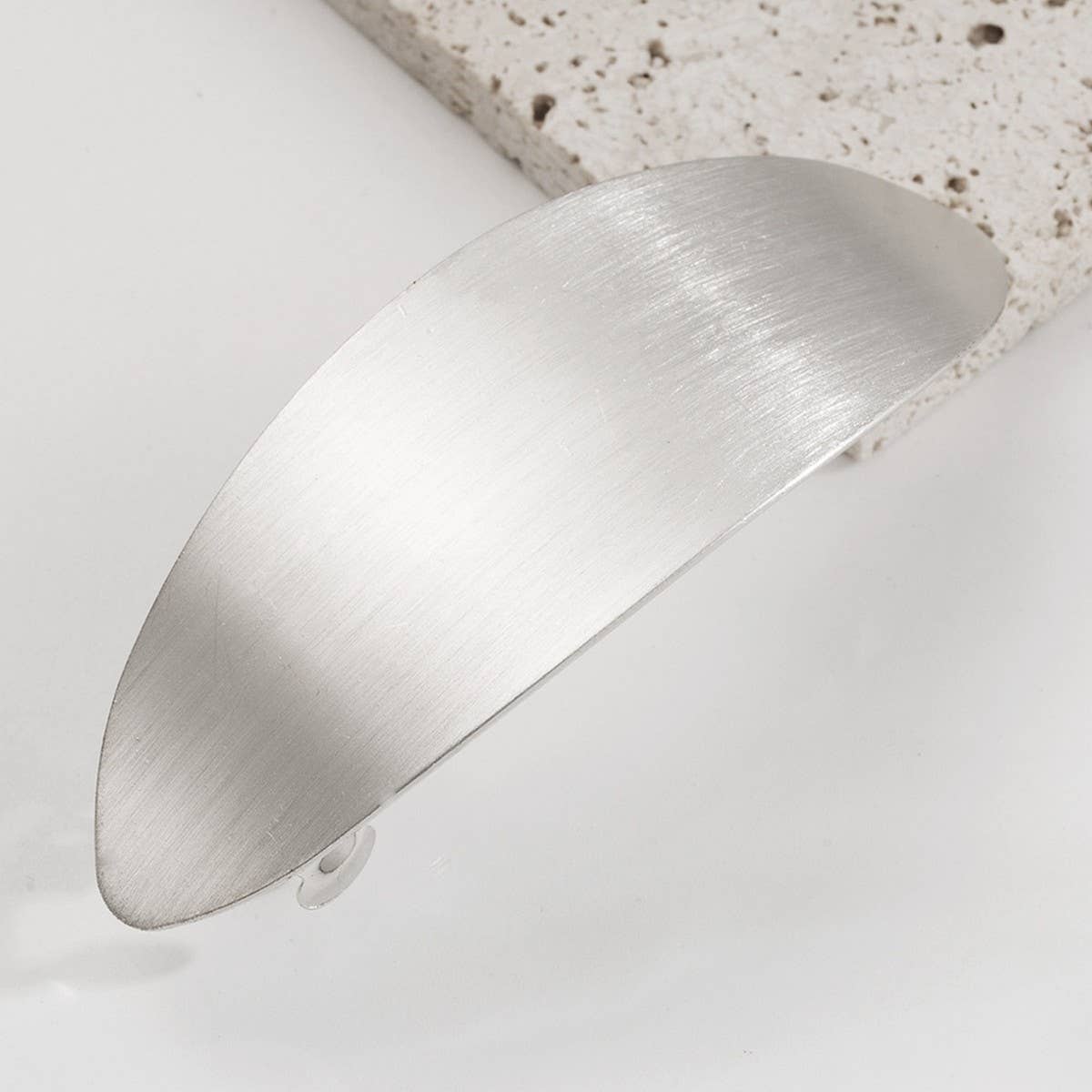 Brushed Metal Oval Spring Hair Clip ??Elegant Look_CWAHA6176