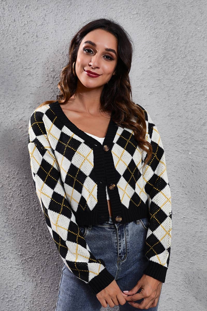 CWOCAL2048_DIAMOND CHECK LONG-SLEEVED CARDIGAN SWEATER