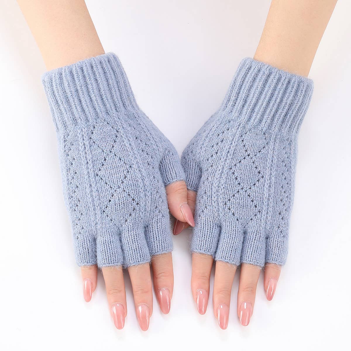 DIAMOND-SHAPED HOLLOW FINGERLESS GLOVES_CWAG0103