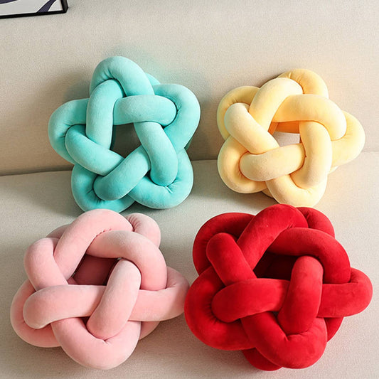 STAR SHAPED KNOTTED PILLOW AND CUSHIONS_CWMM0854