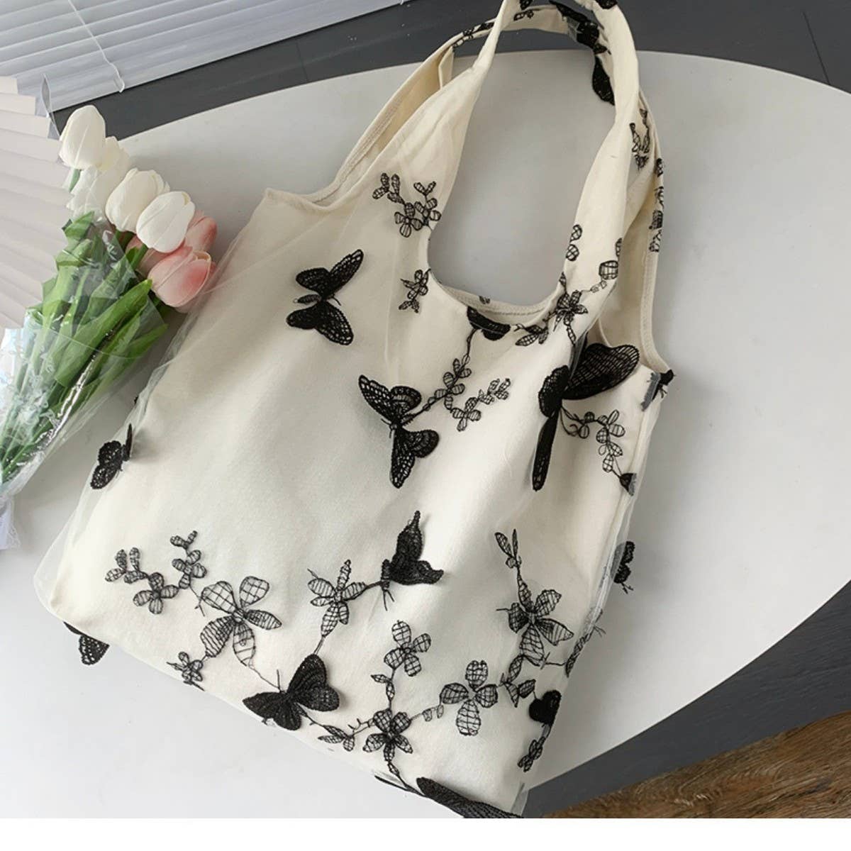 SUMMER EMBROIDERED ARTISTIC CANVAS BAG_CWAB2066