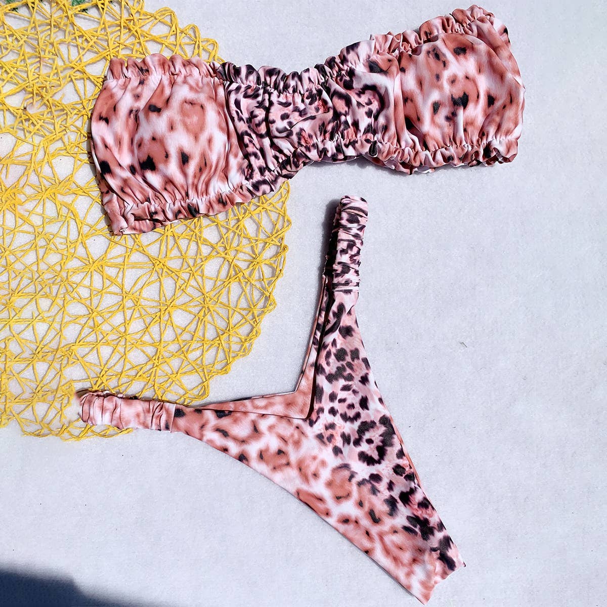 SOLID COLOR BANDEAU BIKINI TWO-PIECE SWIMSUIT_CWMW0312