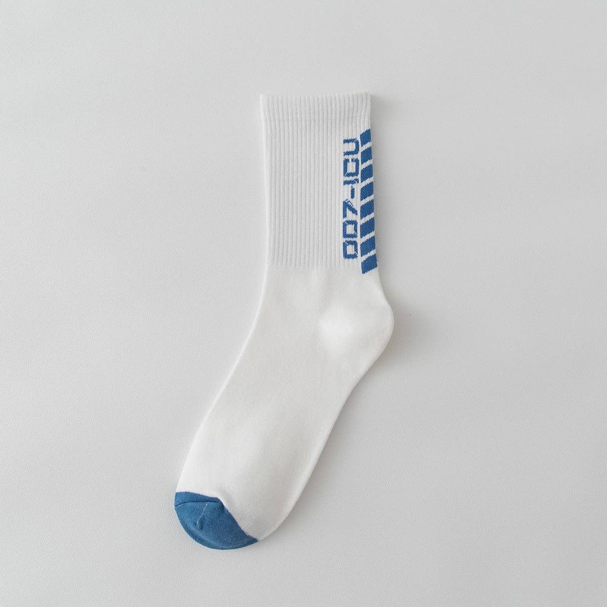 COTTON BREATHABLE LETTER SPORTS MID-CALF SOCKS