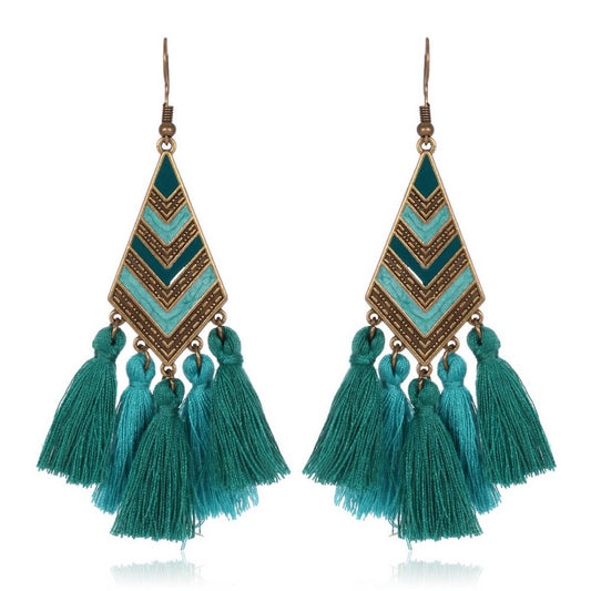 VERSATILE TASSEL GRADIENT EARRINGS