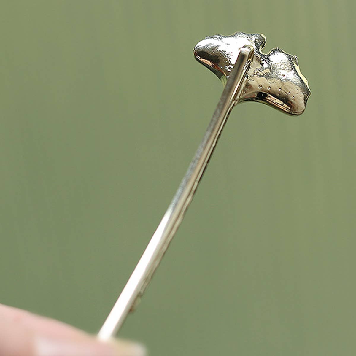 Vintage Pearl Leaf Hair Clip ? Elegant Side Pin_CWAHA1224