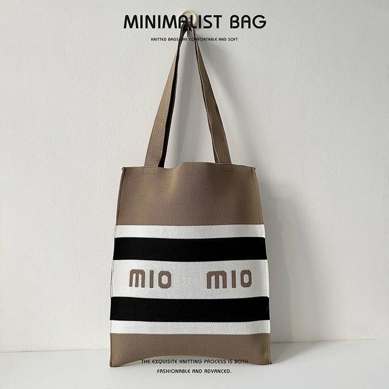 Niche cute panda knitted single-shoulder bag