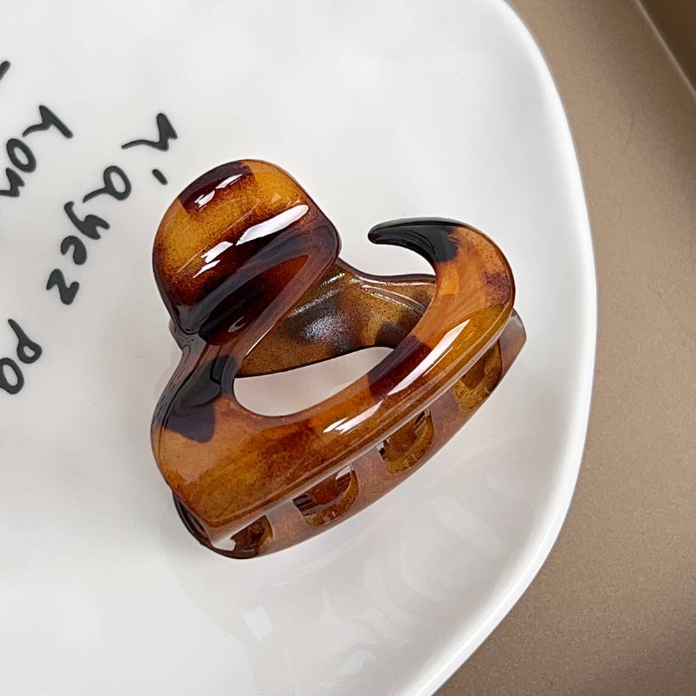 High-end semi-tied simple geometric hair clips