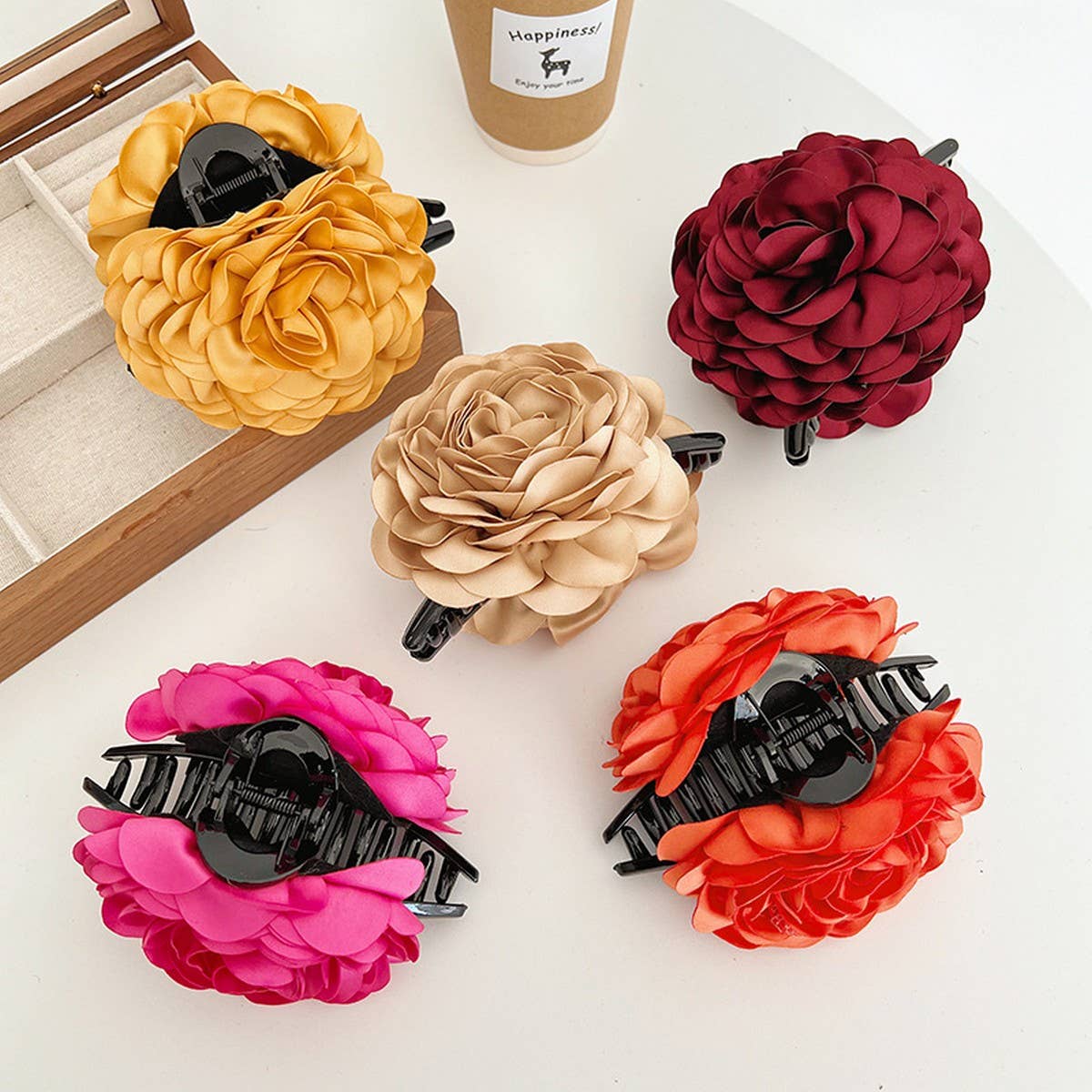 TEMPERAMENT AND VERSATILE ROSE HAIRPINS_CWAHA1190
