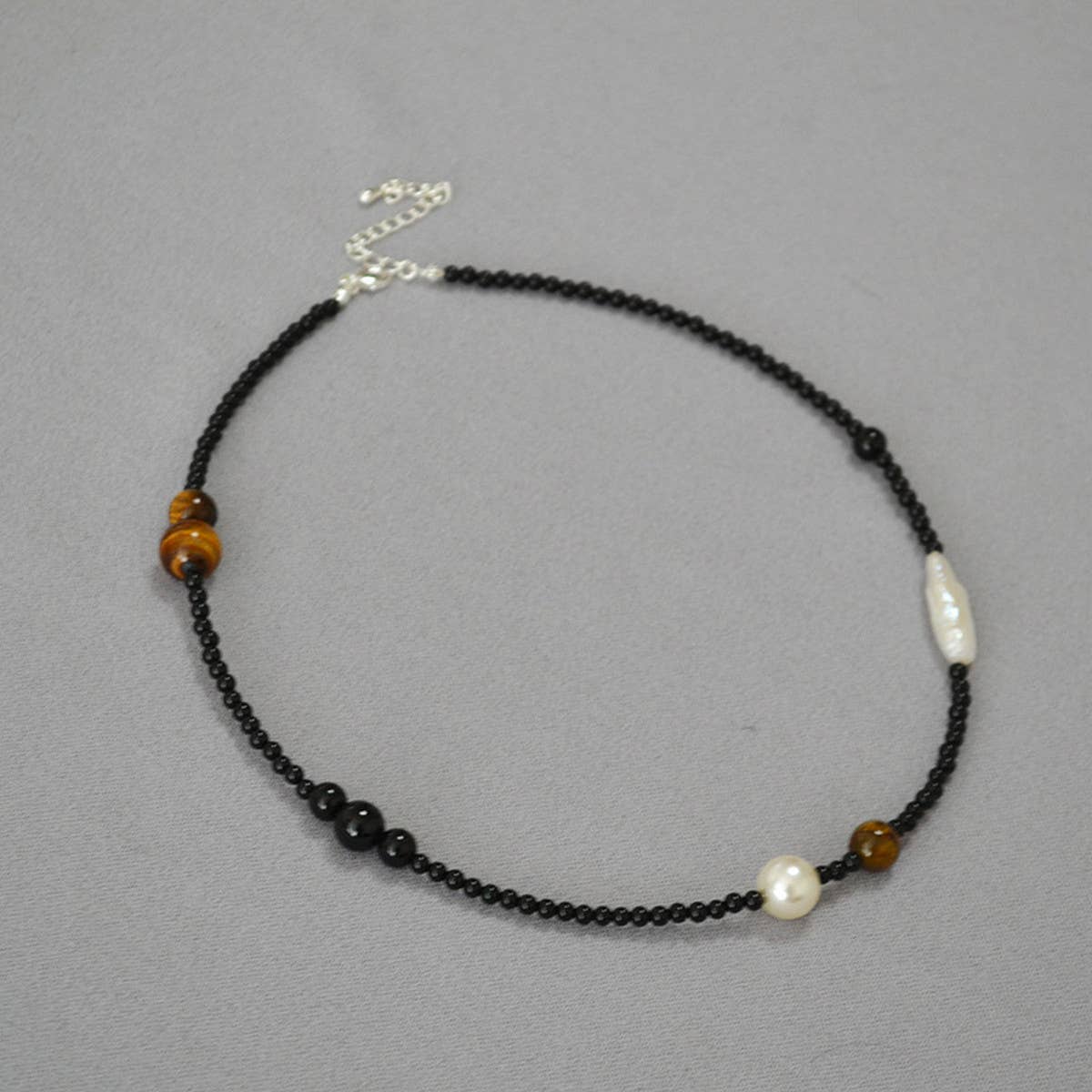 VINTAGE STITCHING ASYMMETRICAL BEADED NECKLACE