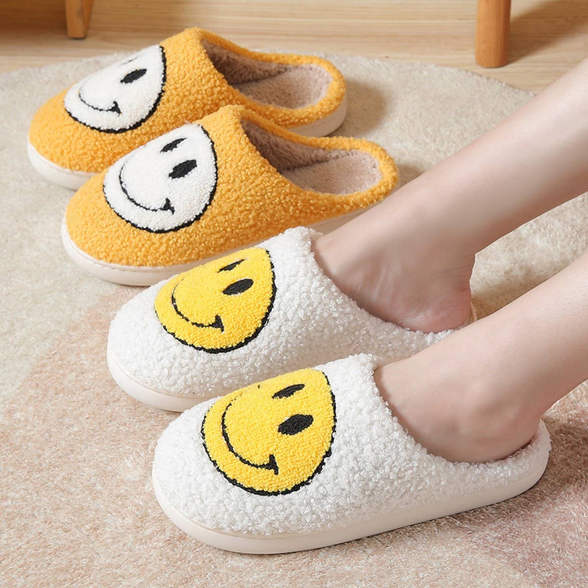 Cute Cartoon Smiling Face Fabric Slippers