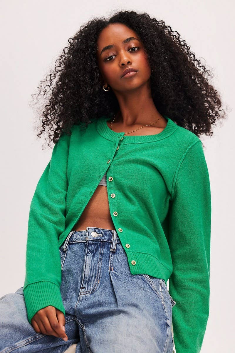 CWOCAL2220_SOLID COLOR ROUND NECK KNITTED CARDIGAN