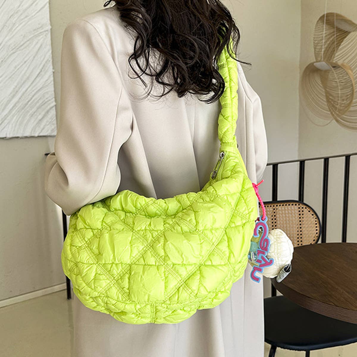 NEW DRAWSTRING PLEATED CROSSBODY BAG_CWAB1750