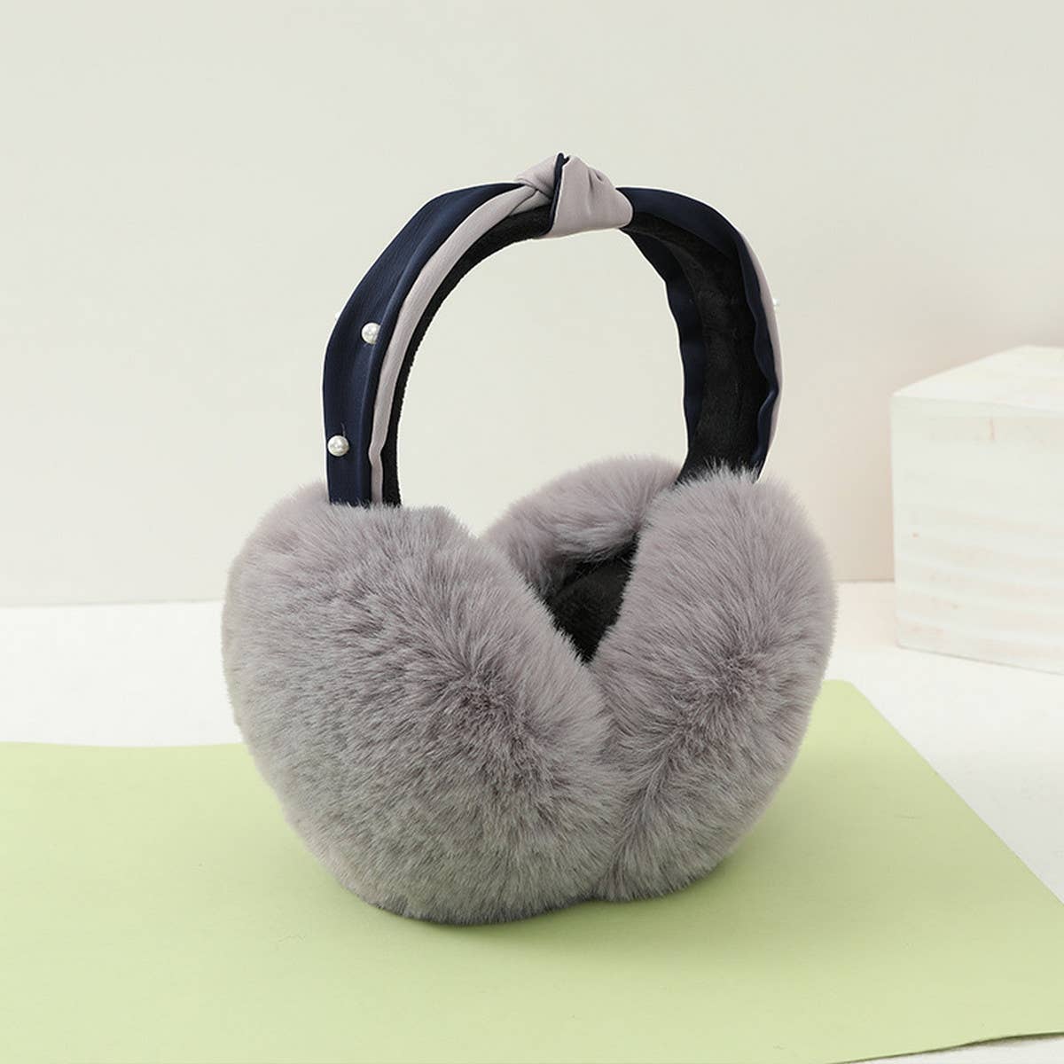 CUTE WARM FOLDABLE PORTABLE EARMUFFS