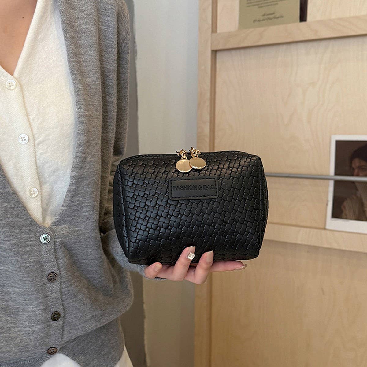 PORTABLE WOVEN PATTERN HIGH-END COSMETIC BAG_CWAB4402