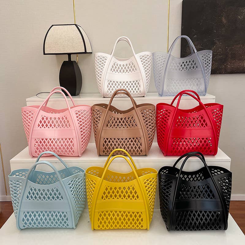 Large-capacity hand-held vegetable basket