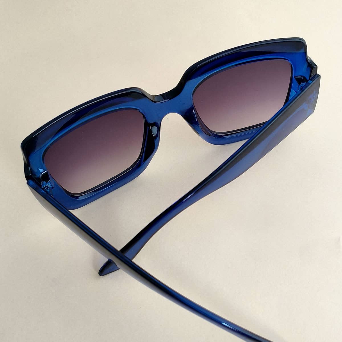 SIMPLE SQUARE FRAME COLOR BLOCK SUNGLASSES WOMEN_CWASG0258