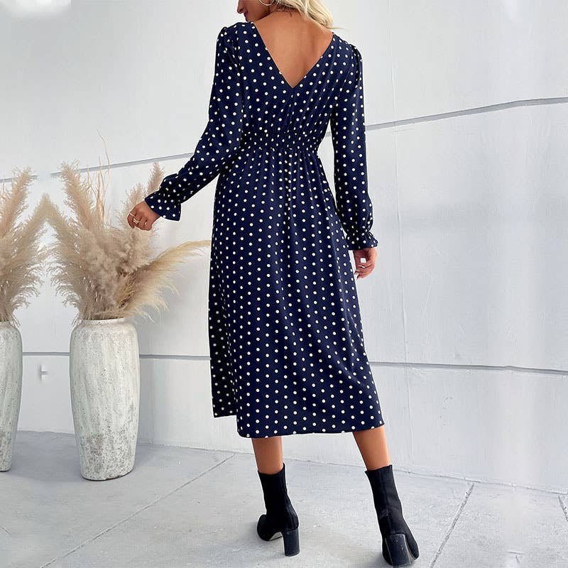 Polka dot dress with round neck and waist