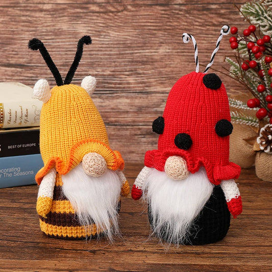 CWMM9480_BEE FESTIVAL RUDOLPH FACELESS DOLL ORNAMENT