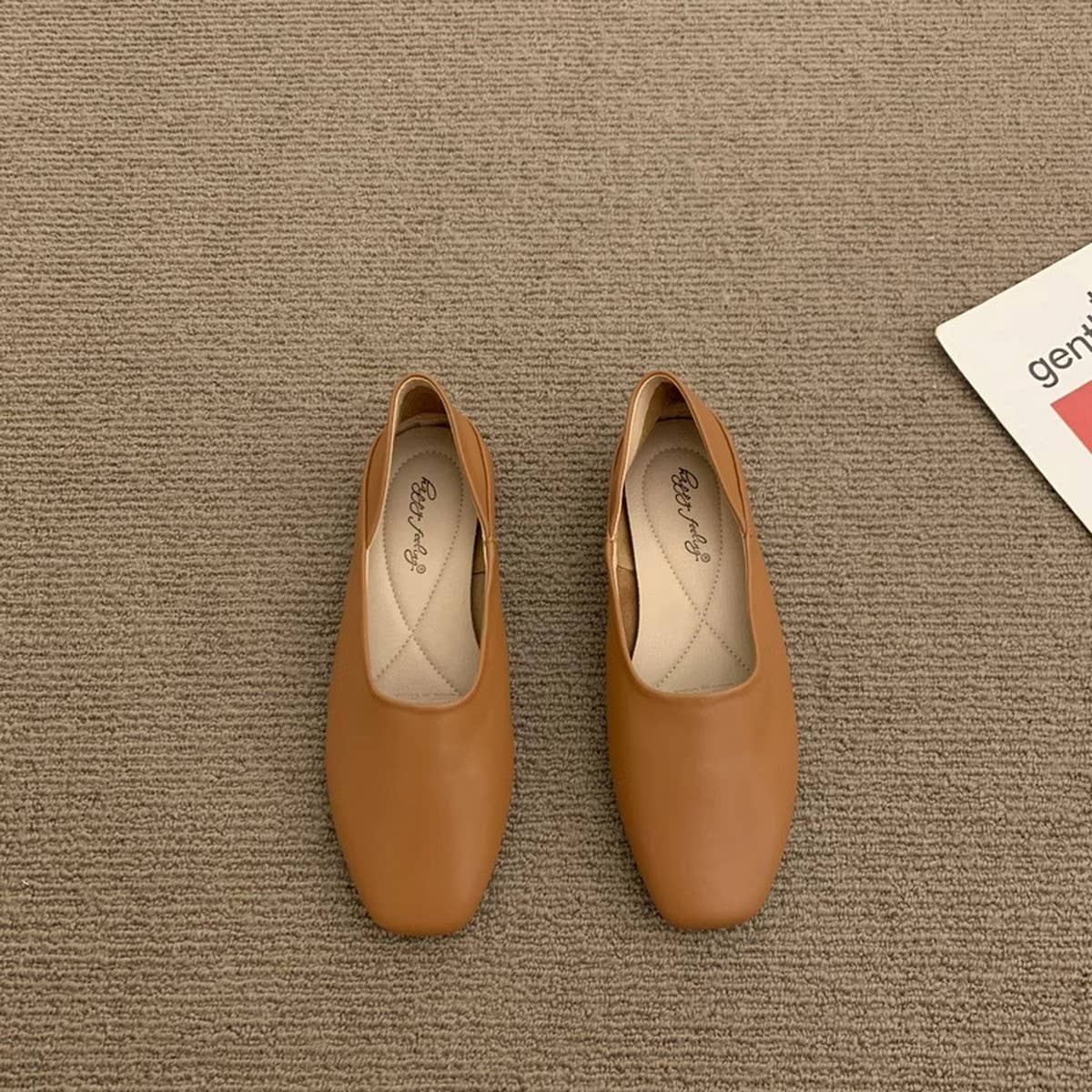 Soft Leather Slip-On Loafers for Women_CWSHF0054