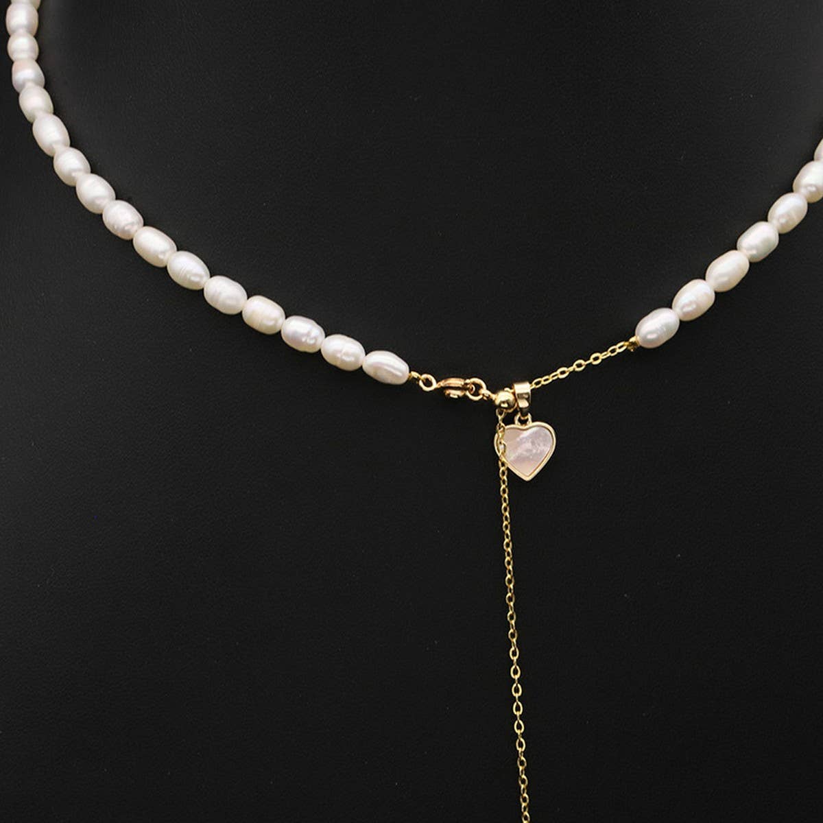WOMEN'S NATURAL FRESHWATER PEARL NECKLACE