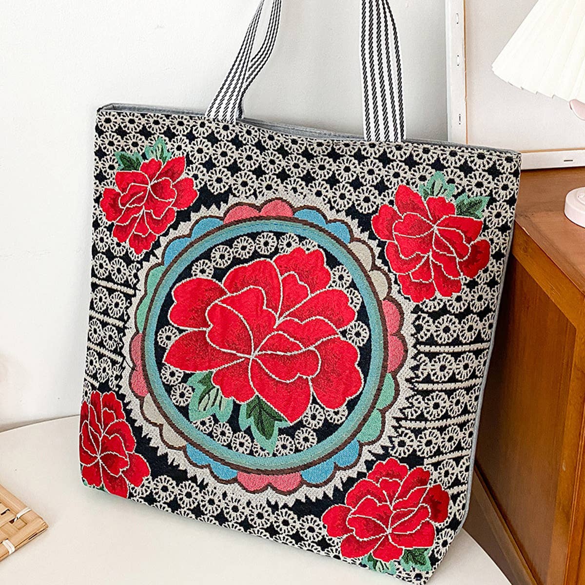 RETRO EMBROIDERED CANVAS SHOULDER BAG TOTE BAG_CWAB1672