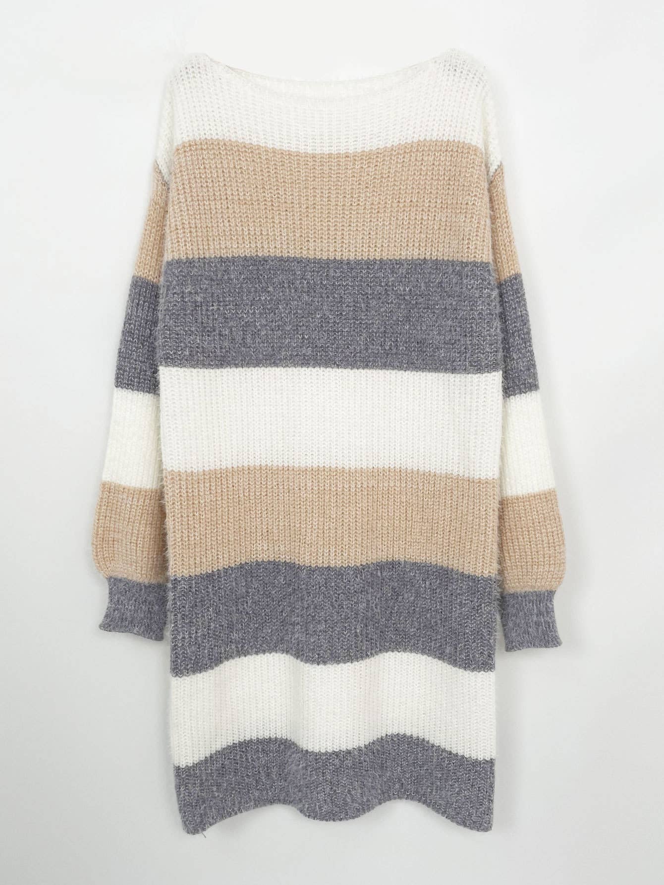 Round-neck long-sleeved knitted dress