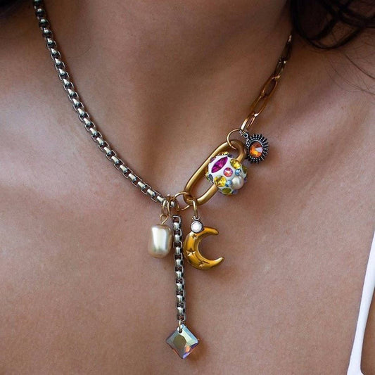 Women's creative star and moon stitching necklace