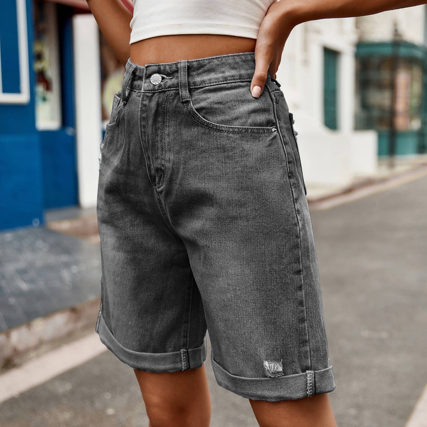 Casual ripped rolled straight quarter jean shorts