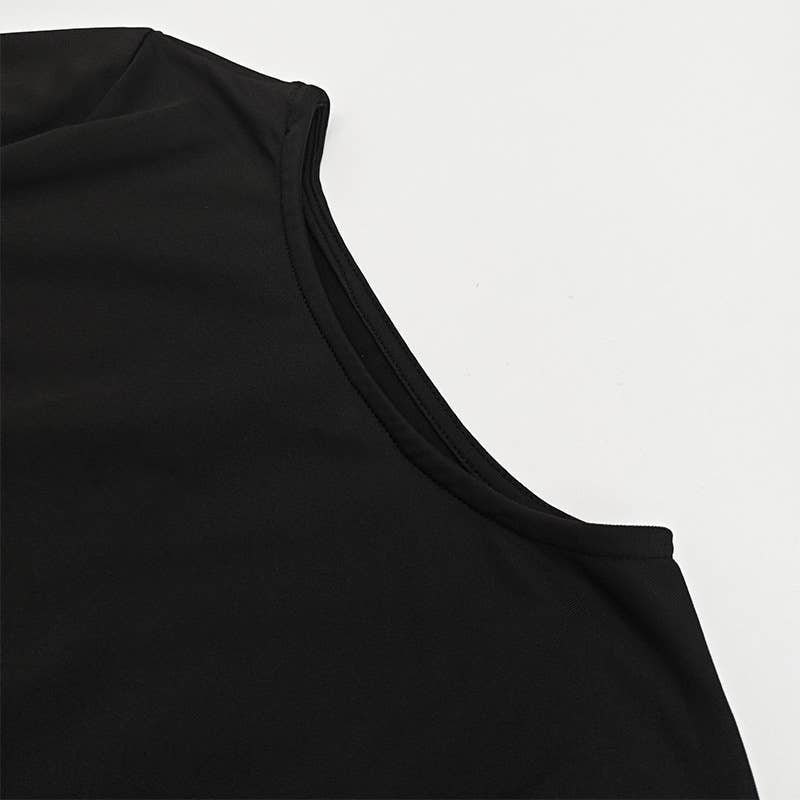 Sexy navel, figure-hugging and arm-wrapping set