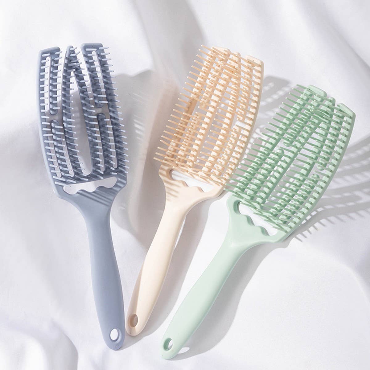 CWMM6942_LONG HANDLE COARSE TEETH MEN'S MASSAGE COMB