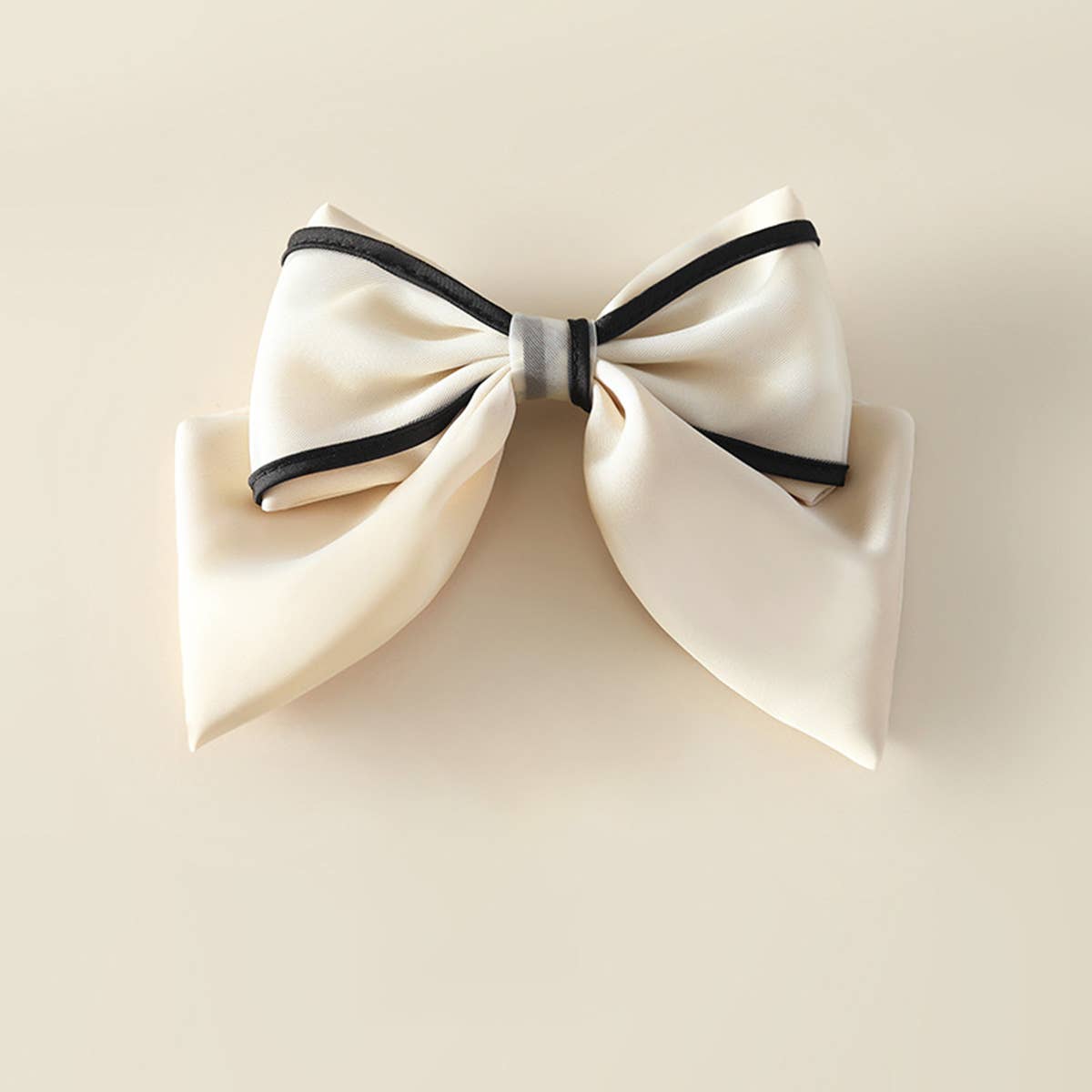 VERSATILE AND SIMPLE BIG BOW HAIRPIN