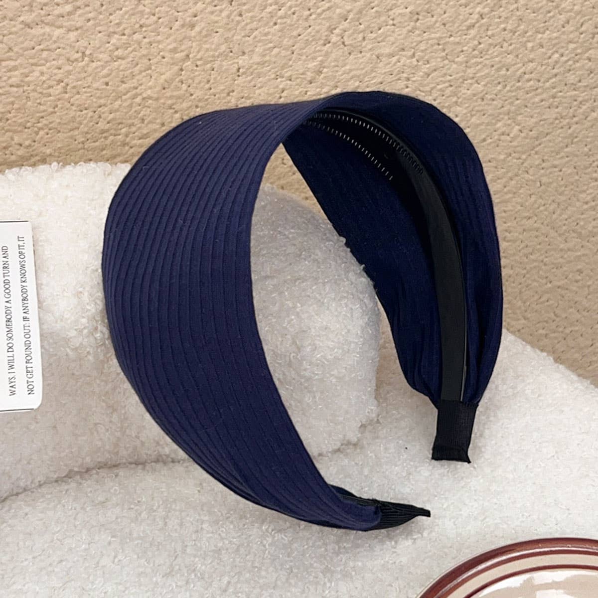 Retro knitted corrugated strip widened hair band