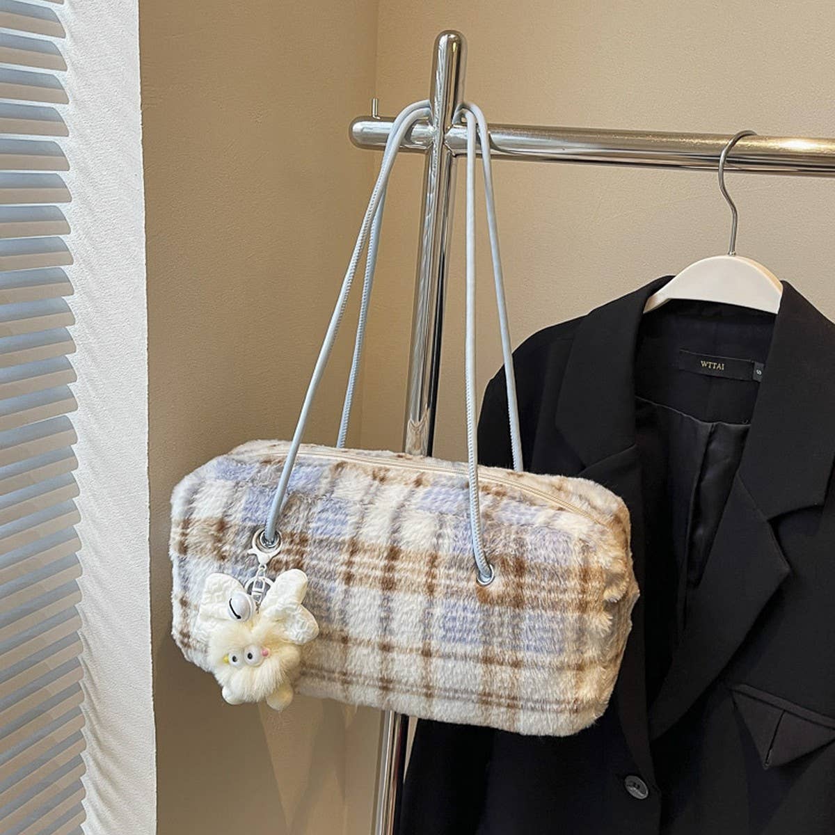 WINTER CASUAL WOOLEN PLAID SHOULDER PLUSH BAG_CWAB3941