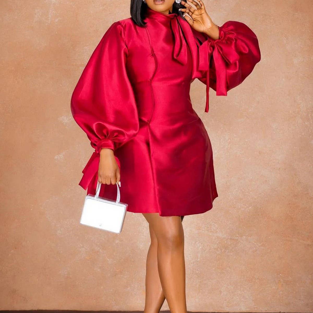 FASHIONABLE DRESS WITH PUFF SLEEVES AND WAIST