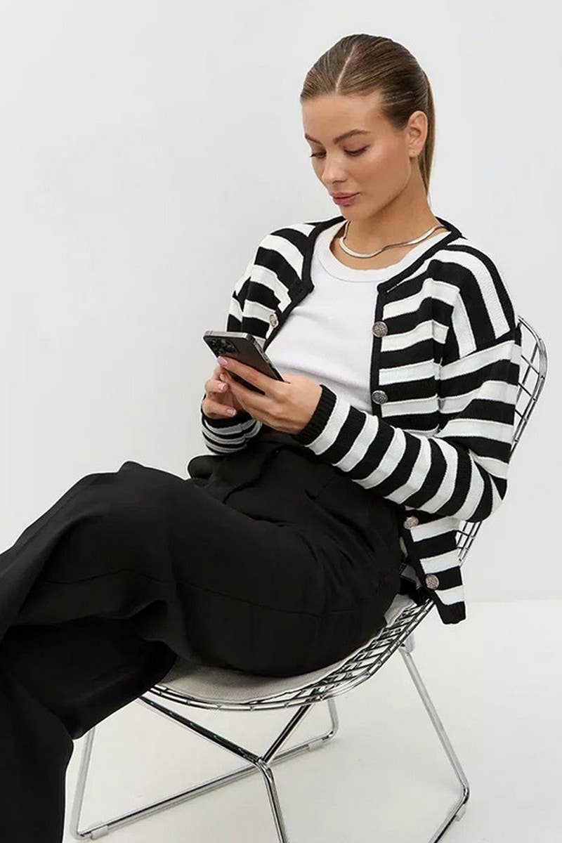 Temperament slim striped knit cardigan