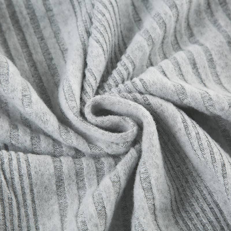 SOLID COLOR BASIC KNIT BUTTON SLIT SLIM T-SHIRT