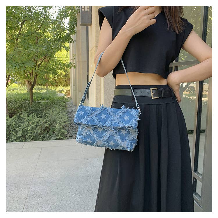 Fashionable diamond-shaped crossbody square bag