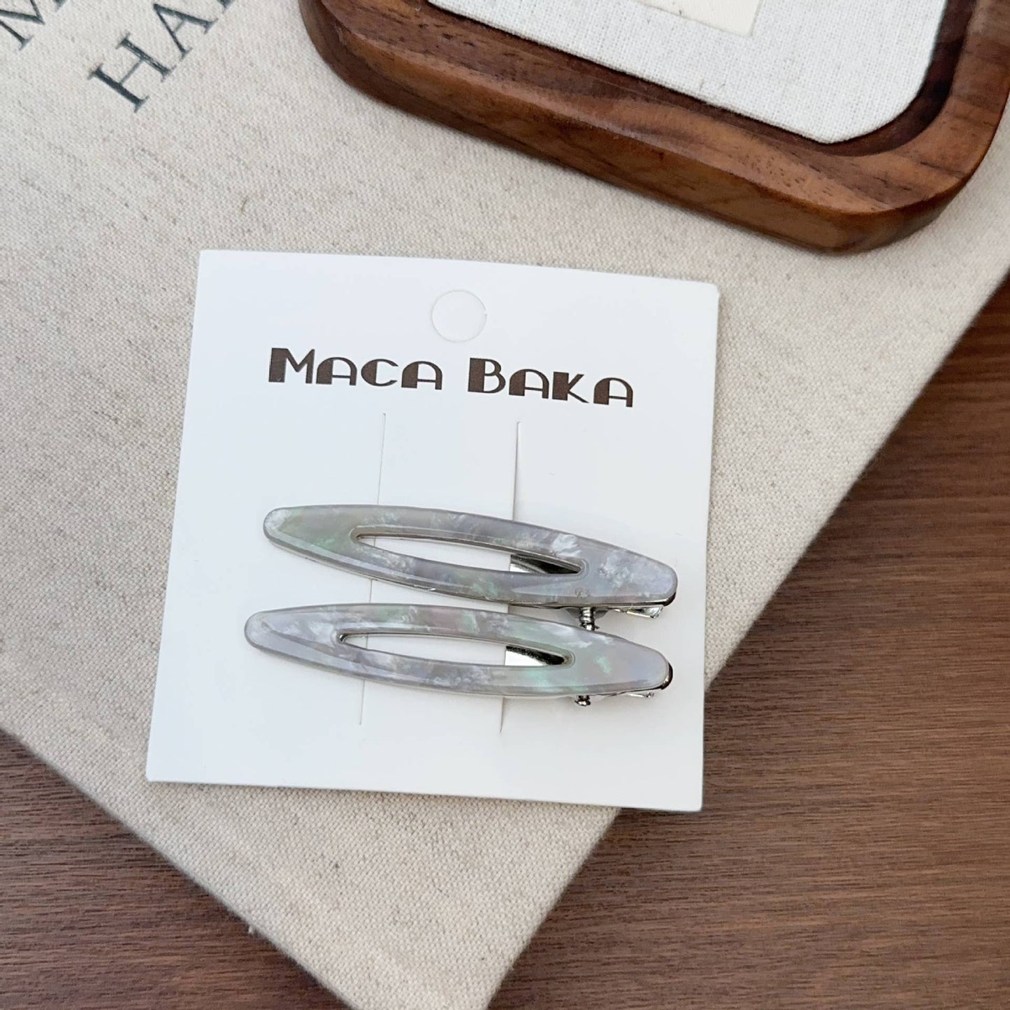 Small niche simple hollow willow acetic acid metal hairpin