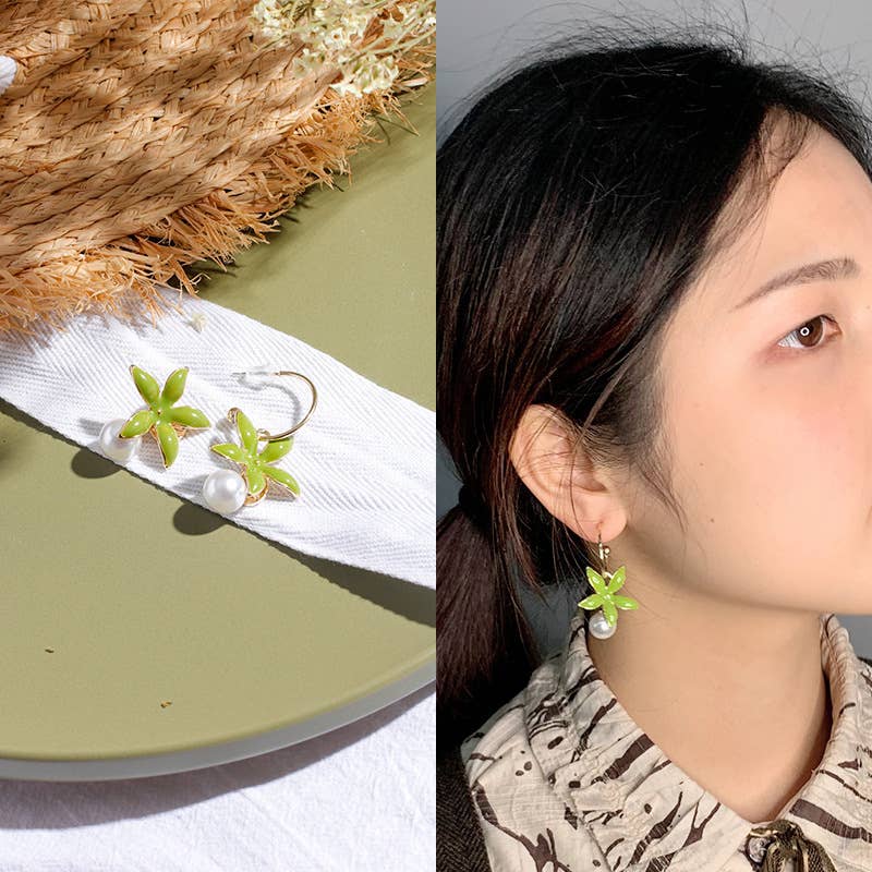 S925 Silver needle avocado colored stud earrings