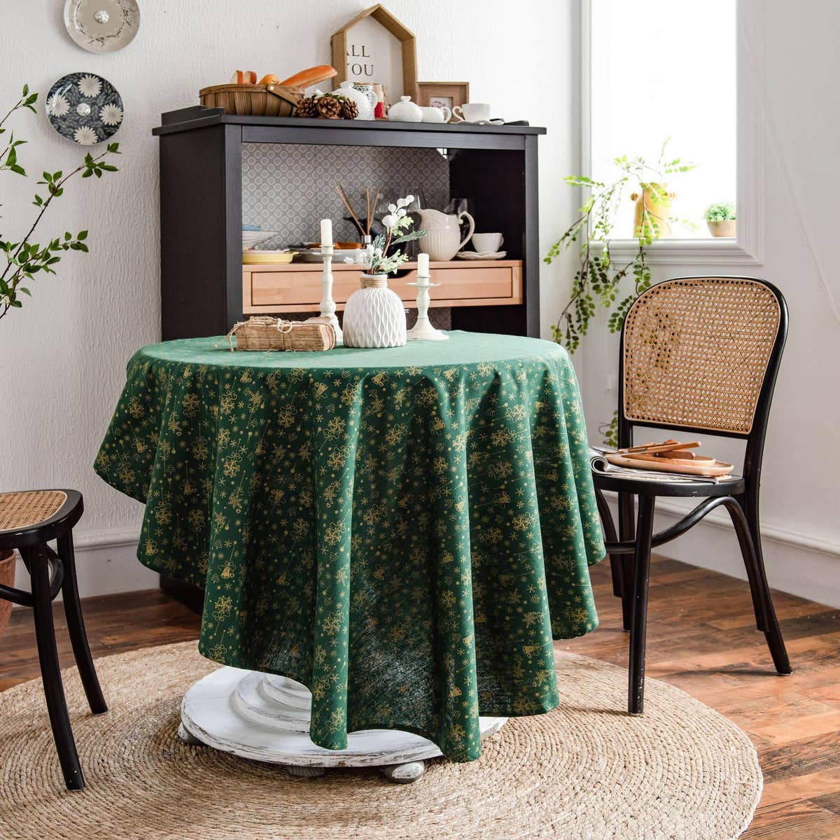 GREEN PINE BRANCH PRINTED DINING TABLE