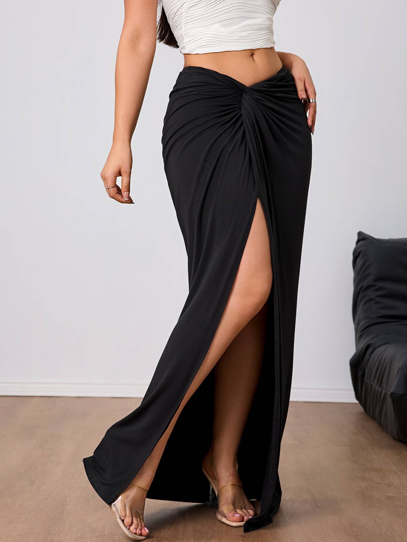 High-waisted slit elegant solid color long skirt