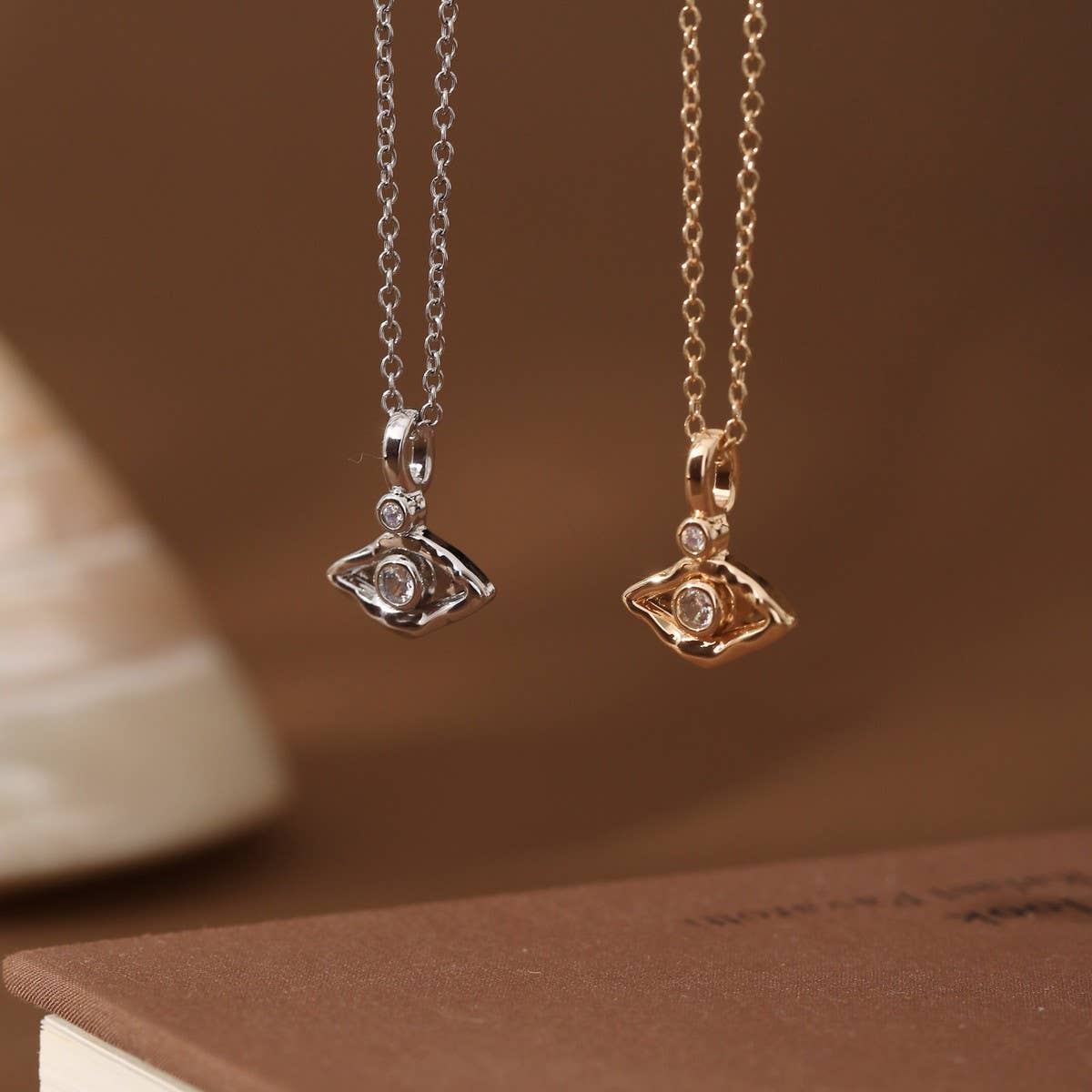 Fashion evil eye pendant palm eye zircon necklace_CWMM5548