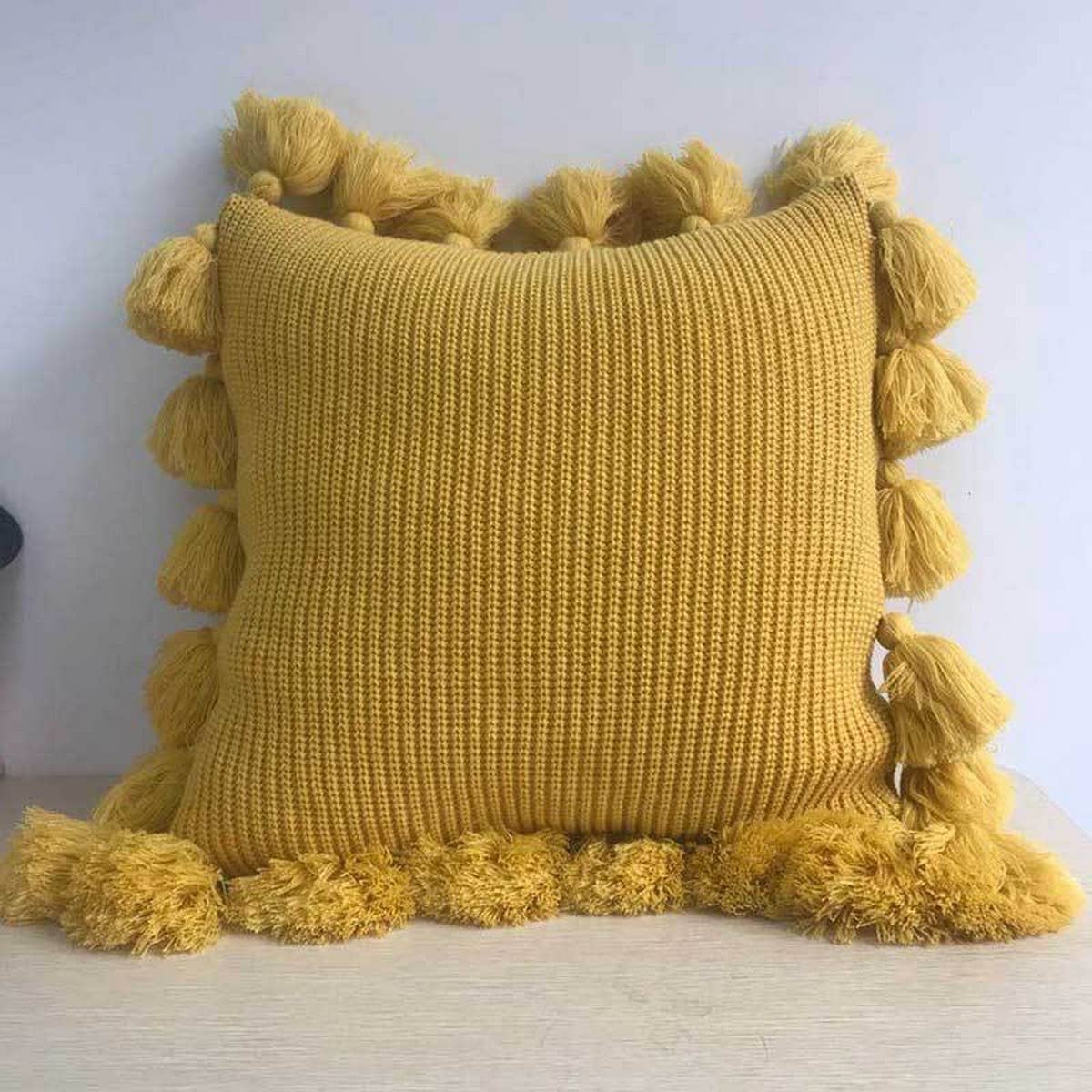 CREATIVE SOLID COLOR TASSEL WOOL THROW PILLOW