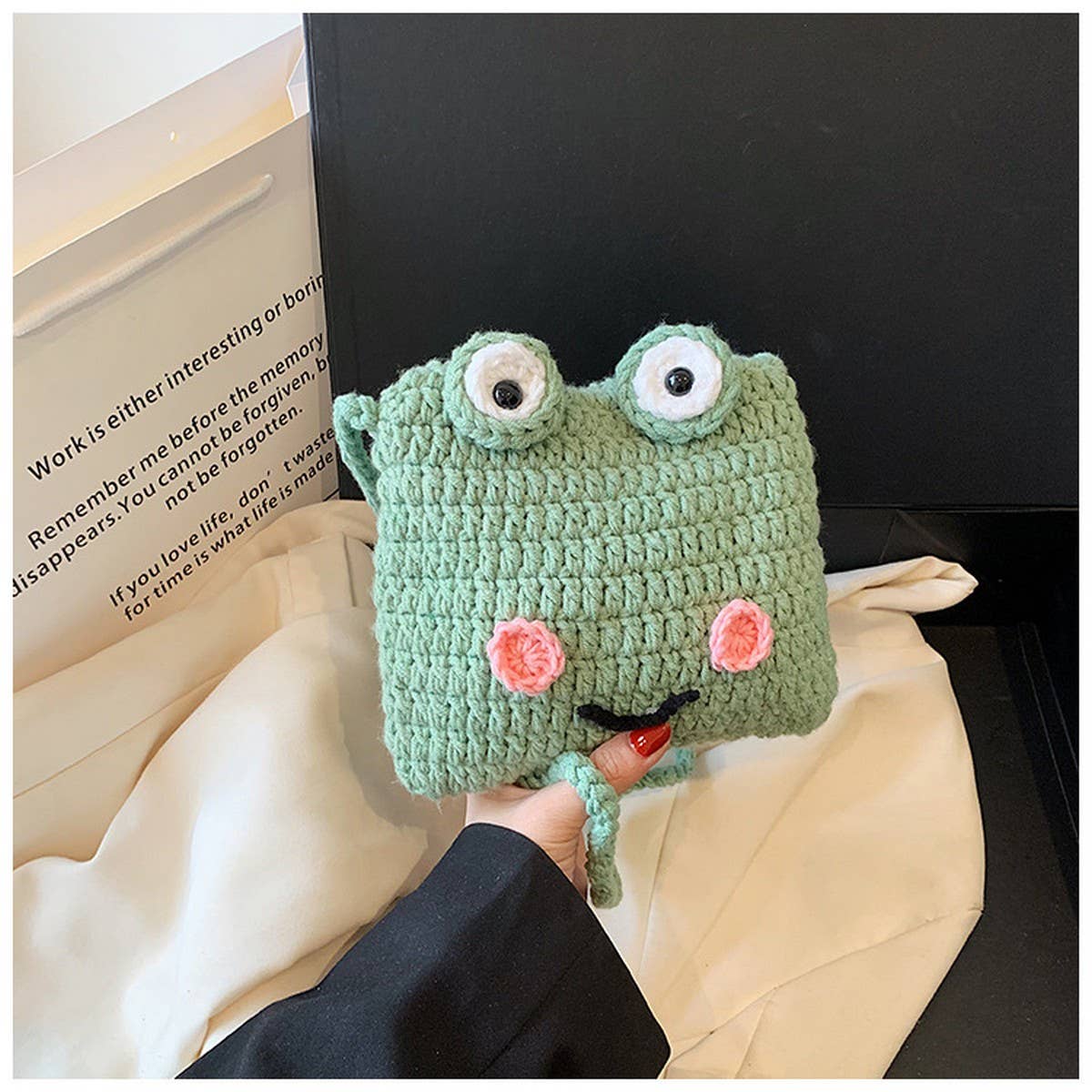 CUTE BIG-EYED CARTOON FROG CROCHET BAG_CWAB2413